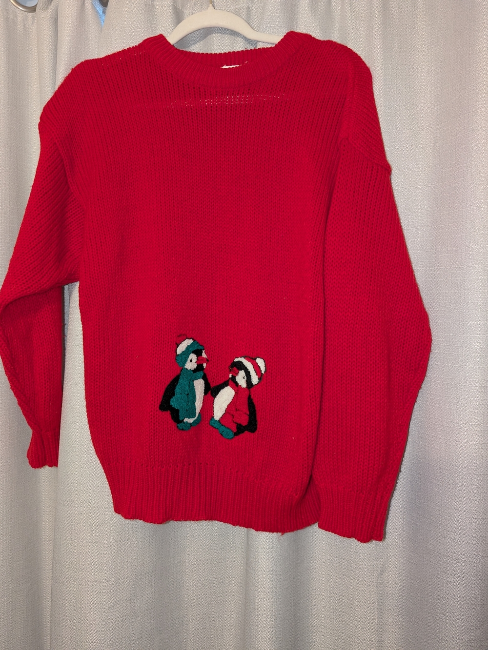 vintage right Red Crewneck Sweater with Penguin Motif - Women holiday Sweater